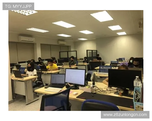 尊龙凯时旗舰厅注册平台设有专业客服团队,及时解决玩家在游戏中的各种问题 尊龙凯时旗舰厅注册平台设有专业客服团队,及时解决玩家在游戏中的各种问题